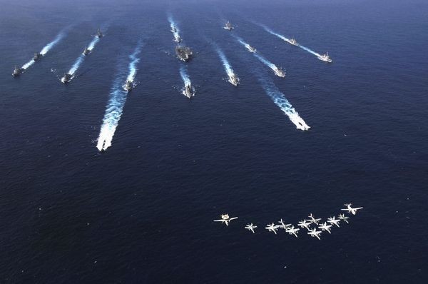 Mỹ triển khai tác chiến hợp nhất trên không-trên biển nhằm vào Trung Quốc.